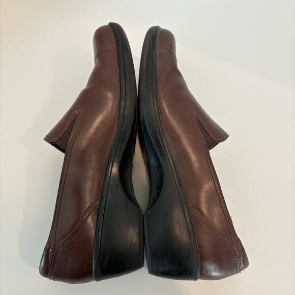 CLARKS Bendables Leather Slip On Shoes Size 9M Brown Wedge Comfort 38630 - Picture 5 of 8